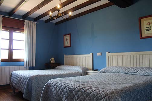 Habitación doble con baño